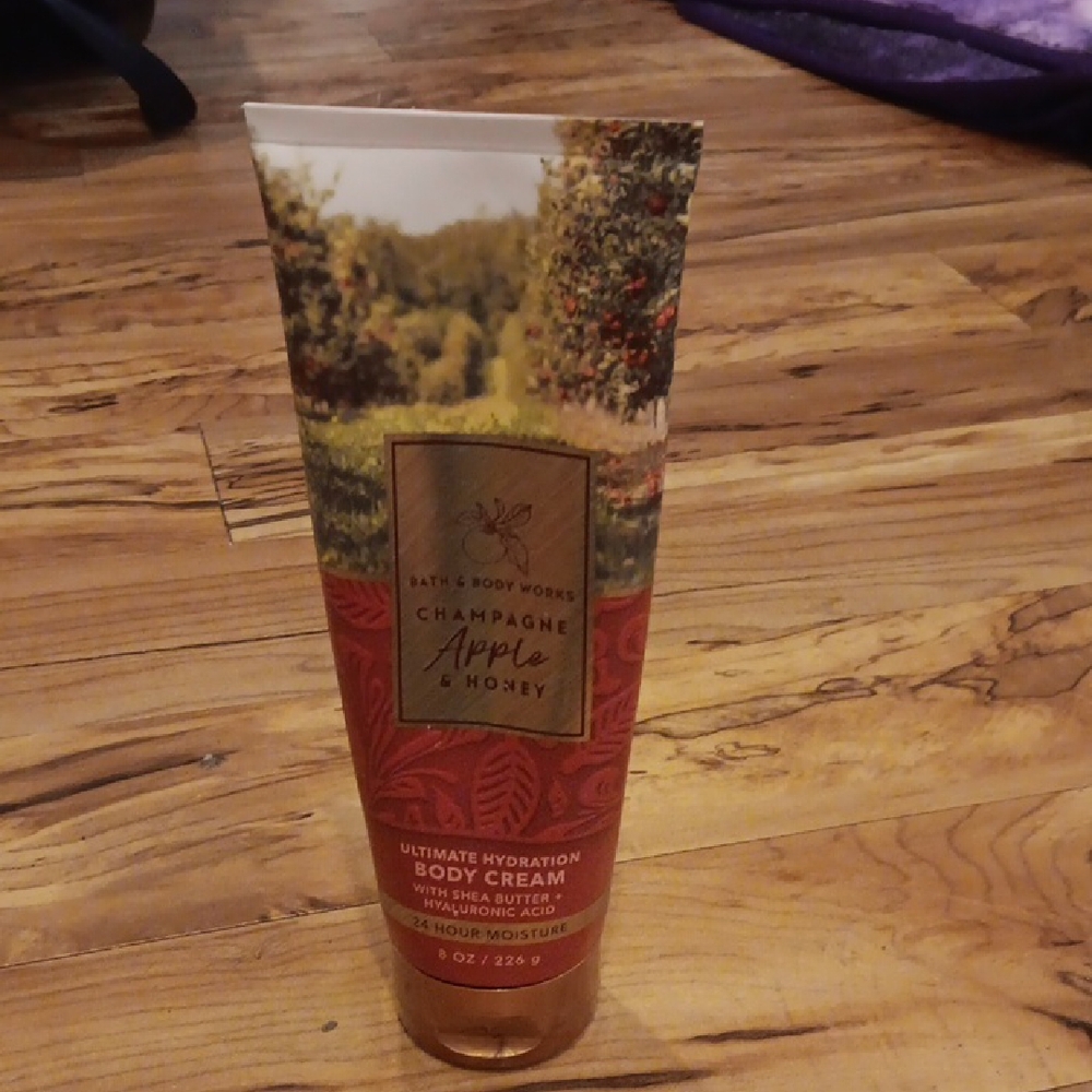 Bath & Body Works Champagne Apple & Honey Body Cream